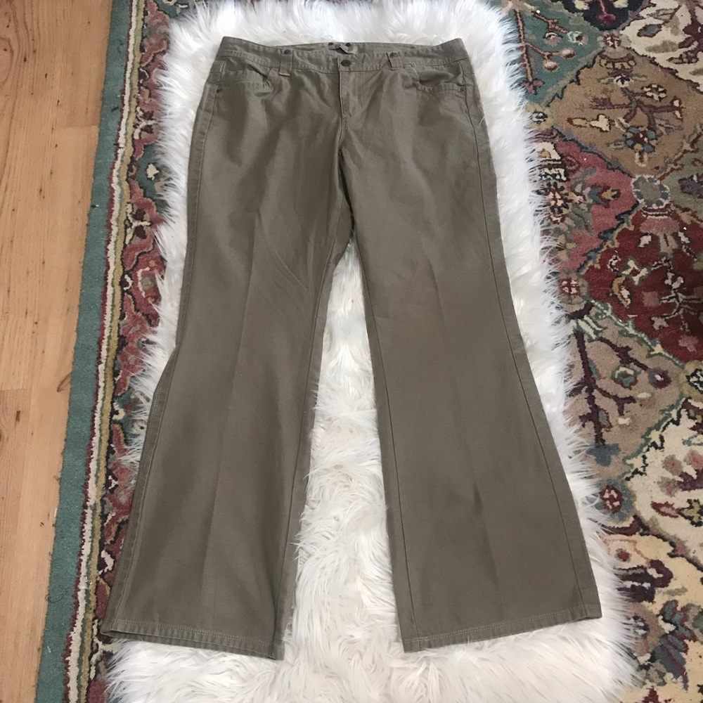 Women’s i.e. Relaxed Jeans Pants